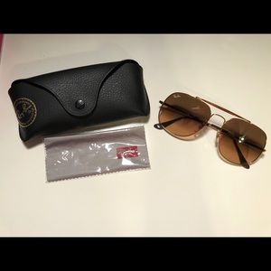 Authentic Ray-Ban General Sunglasses